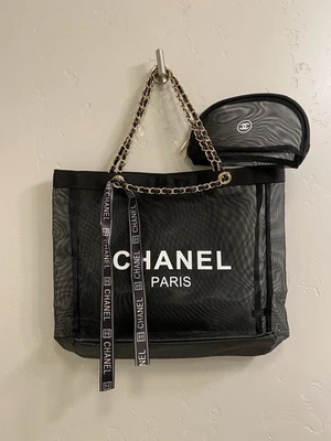 Chanel Beaute GWP Large Black Mesh Tote w/Cosmetic Pouch - Image 1 of 4