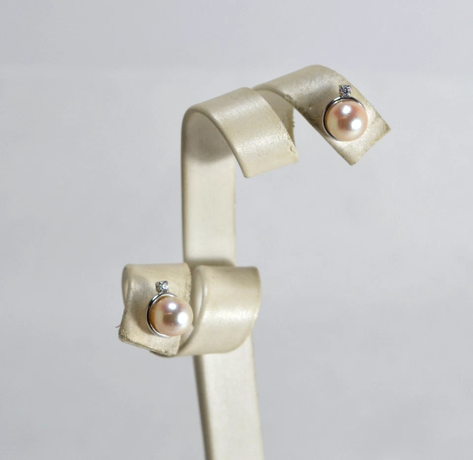 ORECCHINI ARGENTO 925 PERLE AKOYA  7 mm ZIRCONE PERNO E FARFALLA        AGHT 020 - Immagine 1 di 4