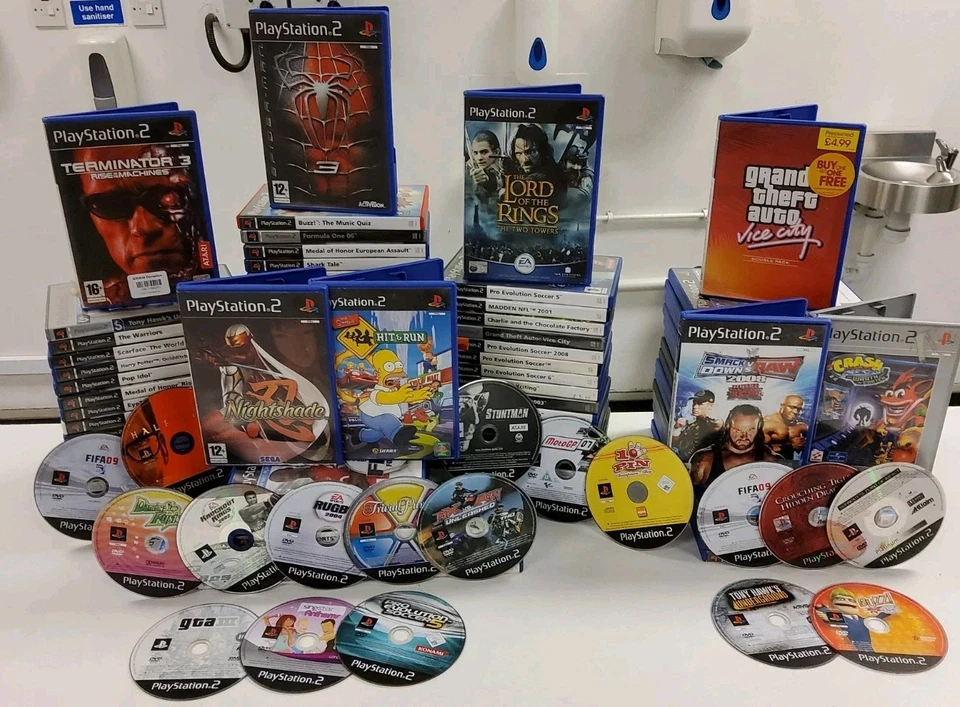 110 x FAULTY PS2 Games Joblot - TLOTR GTA WWE Spiderman Crash 23  - Image 1 of 4