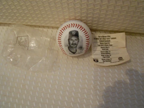 DON MATTINGLY BURGER KING BASEBALL-1996 ISSUE-EXCELLENT Cover