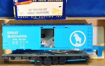 LMH MDC Roundhouse 1045 40' SD Boxcar Kit GN GREAT NORTHERN Model Diecasting - Image 1 of 3