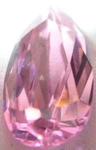 1 Cubic Zirkonia 12x8 mm, Topfen, rosa / Rose, Facetten- synthetischer Edelstein - Bild 1 von 2