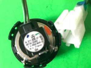 03-06 ALTAVOZ TWEETER PUERTA DELANTERA IZQUIERDA MERCEDES E350 W211 FABRICANTE DE EQUIPOS ORIGINALES A211 540 83 08 - Imagen 1 de 7