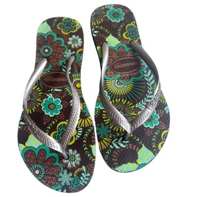 Chanclas Havaianas Usadas en Excelente Condición Delgadas Florales 35/36 EE. UU. 4/5 Pero Se Ajustan Como Talla 6.5** Foto 1 de 4
