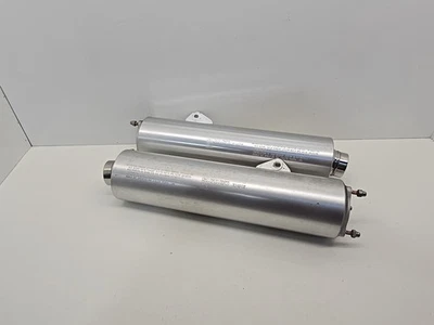 Escape izquierdo y derecho OEM Suzuki Hayabusa GSX1300R 1999-2005 Foto 1 de 4