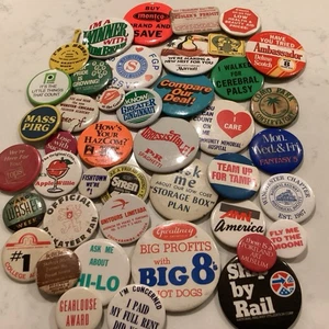Big  Lot 1950s - 80s Vintage Mixed Buttons Pins Pinbacks  Ads Travel Souvenir - Picture 1 of 9
