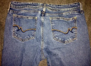 Size 7 Average Ladies So Brand Blue Jeans Blue and Gold Pocket Stitching - Picture 1 of 7