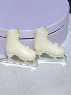 Barbie Patines de Hielo Blancos Años 90 2000 Cierre de Clip Zapatos Foto 1 de 2