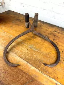 Antique Maine Ice Block Tongs w/ Wood Handles, Works ~ RePurp Paper Towels? TP? - Picture 1 of 15