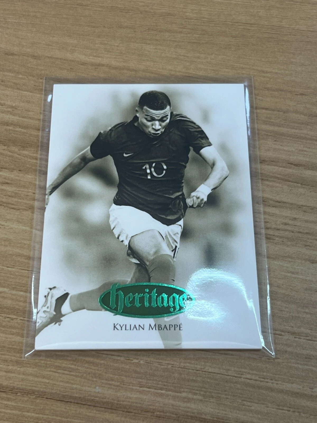 Kylian Mbappe 2024 Futera Unique Nostalgia Heritage Emerald /24 France