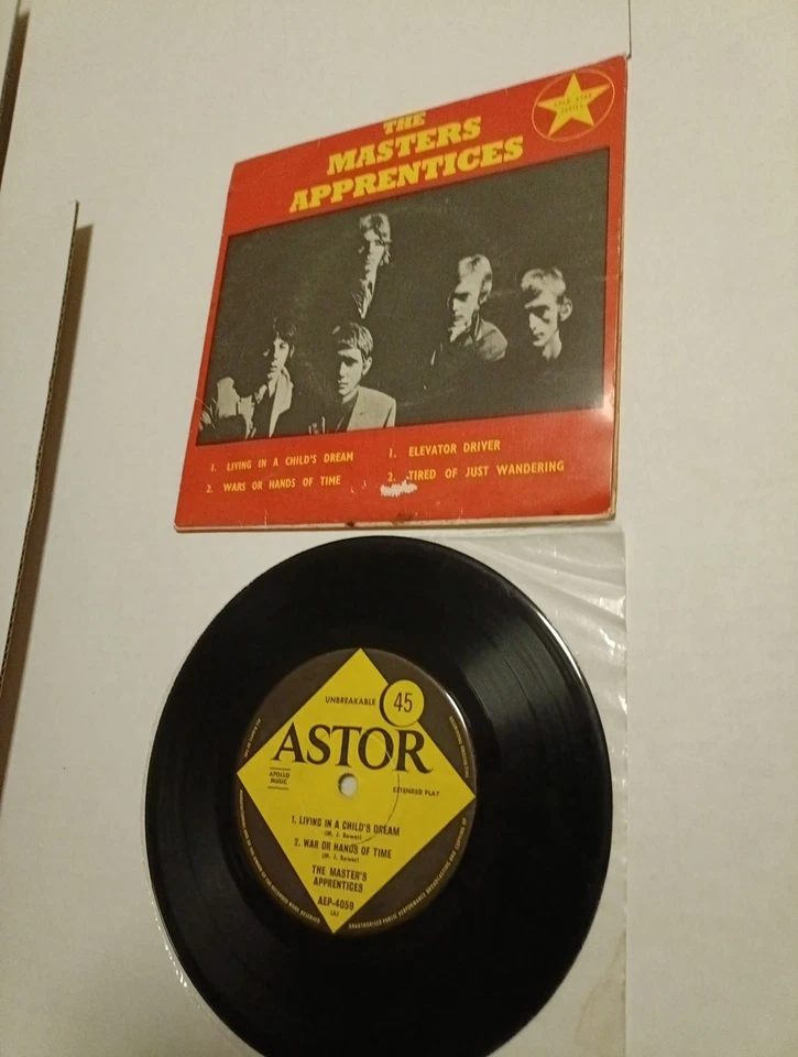 The Masters Apprentices Vol. 2 E.P.    7".    VG+/G+ - Image 1 of 4