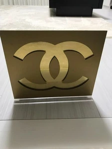 LOGO CHANEL Coco Mark esposizione negozio logo Chanel raro usato dal Giappone - Foto 1 di 4