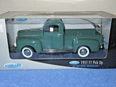 1951 FORD F1 PICKUP GREEN 1:18 WELLY OPENING HOOD DOORS & TAILGATE - Image 1 of 4