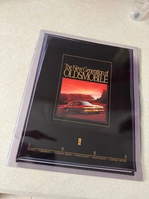 Oldsmobile Trofeo Toronado Touring 1989 sedán 98 88 personalizado crucero folleto nuevo en stock Foto 1 de 3