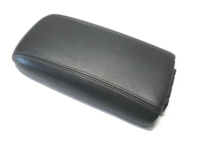 SAAB 9-7X RAINIER CENTER CONSOLE LID ARMREST "BLK LEATHER"  2007 to 2009 OEM - Image 1 of 2