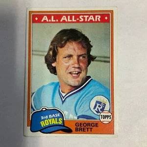 Tarjeta coleccionable de béisbol 1981 Topps George Brett #700 - Imagen 1 de 6