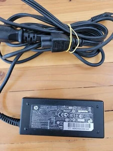 . Original HP 65 Laptop Ladegerät Netzteil Ersatz Adapter 709985-004 19,5V 65 - Bild 1 von 7