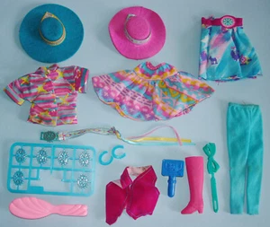 SuperStar Ära Barbie Puppe WESTERN FUN/SUNCHARM Kleidung & Zubehör Konvolut um 1989 - Bild 1 von 7