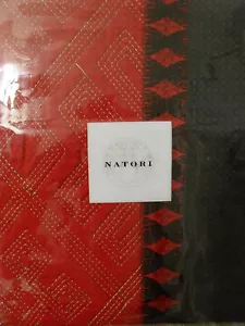 FUNDA DE ALMOHADA NEGRA ROJA ONE NATORI GEISHA KING - Imagen 1 de 3