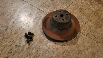 61 62 63 Buick 215 V8 - Bomba de agua Polea Una ranura - Usado - con pernos Foto 1 de 4