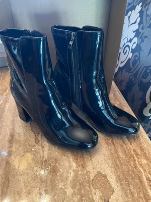 Mia Botín Charol NUEVO Talla 7 1/2 Foto 1 de 4