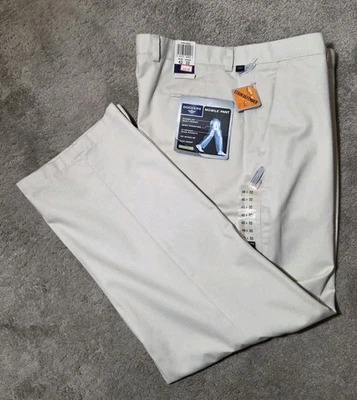 Dockers Mobile Pant Mens 40x32 Khaki Relaxed Fit Hidden Zip Pocket NWT - Image 1 of 4