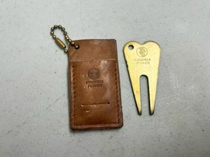 Vintage Virginia Power Messing Golf Divot Werkzeug mit Ledertasche - Bild 1 von 2