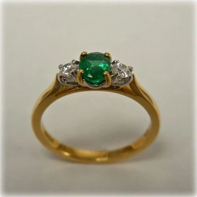 1.00 Ct Oval Cut Natural Emerald & Diamond Wedding Ring 14k Yellow Gold Size 6 - Image 1 of 4