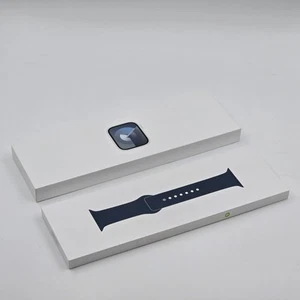 Apple Watch Series 9 MR9D3CL/A 45mm Argent S/M - Photo 1 sur 5