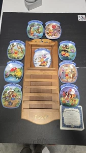 Disney Bradford Exch Winnie Puuh Ganzes Jahr durch Teller Lot 9 mit Gestell Echtheitszertifikat - Bild 1 von 15