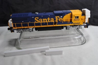 Atlas O Scale  Santa Fe DASH 8-40B 3 Rail Diesel Locomotive # 6840 BNSF - Image 1 of 4