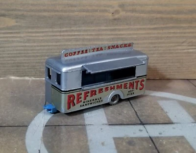 MATCHBOX N°74a MOBILE CANTEEN REFRESHMENTS (LIGHT BLUE BASE) Scala 1:80 U.K.1959 - Immagine 1 di 4