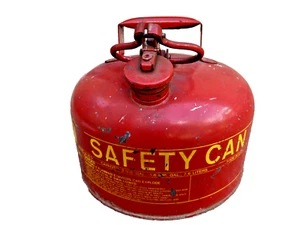 EAGLE 7.6 Liters TYPE I Red Metal Safety Can - Picture 1 of 9