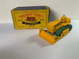 RARE Matchbox Caterpillar D8 Bulldozer Day 1 Beauty No. 18 Series I - Picture 1 of 14