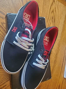 Skateboarding Shoes DC Trase TX SE Black,Red Plaid Tongue Sz 9.5 W New Ladies - Picture 1 of 7