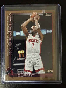 Kevin Durant 2025-26 Topps Basketball Gold /2025 - Bild 1 von 2