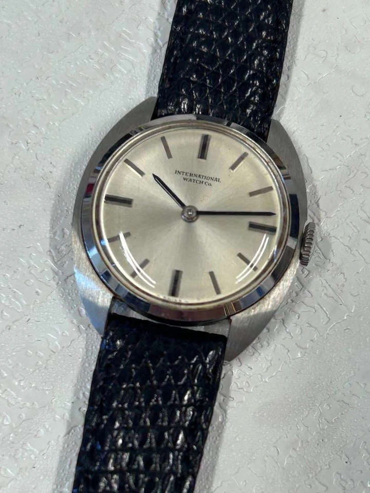 Reloj para mujer vintage IWC International Watch Company cuerda manual JAPÓN Foto 1 de 4