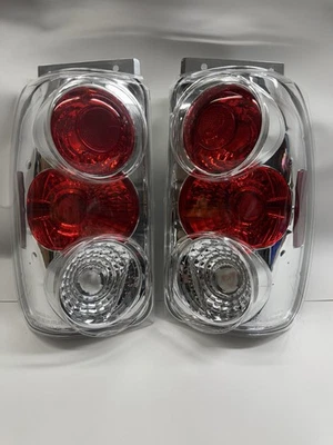 CLA 1995-1997 Ford Explorer rear taillights Foto 1 de 4
