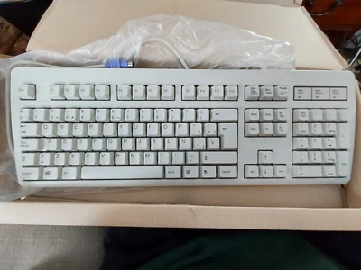 NMB MODEL RT2258TWSP SPANISH, B-NMB-2258-SP-N2-6, PS/2, WHITE - Image 1 of 4