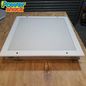 Luz de panel LED de emergencia Thorn 600 x 600 IP65 - DUOPRF LED 4100-840 HF E3 Q600 - Imagen 1 de 17