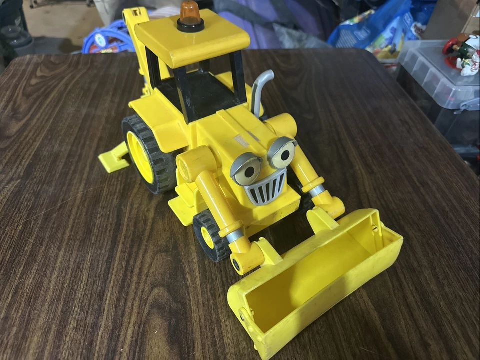 Bob The Builder Scoop Electronic Talking LG 14" Figure Sound Vintage2001 Hasbro - Image 1 of 4