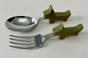 Vintage Child's Fork & Spoon Set Green Scottie Dog Bakelite Handles - Picture 1 of 10