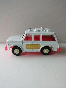Vtg Tootsietoy Rescue Paramedic Truck, Ambulance Diecast Fire Tootsie Toy White - Picture 1 of 6