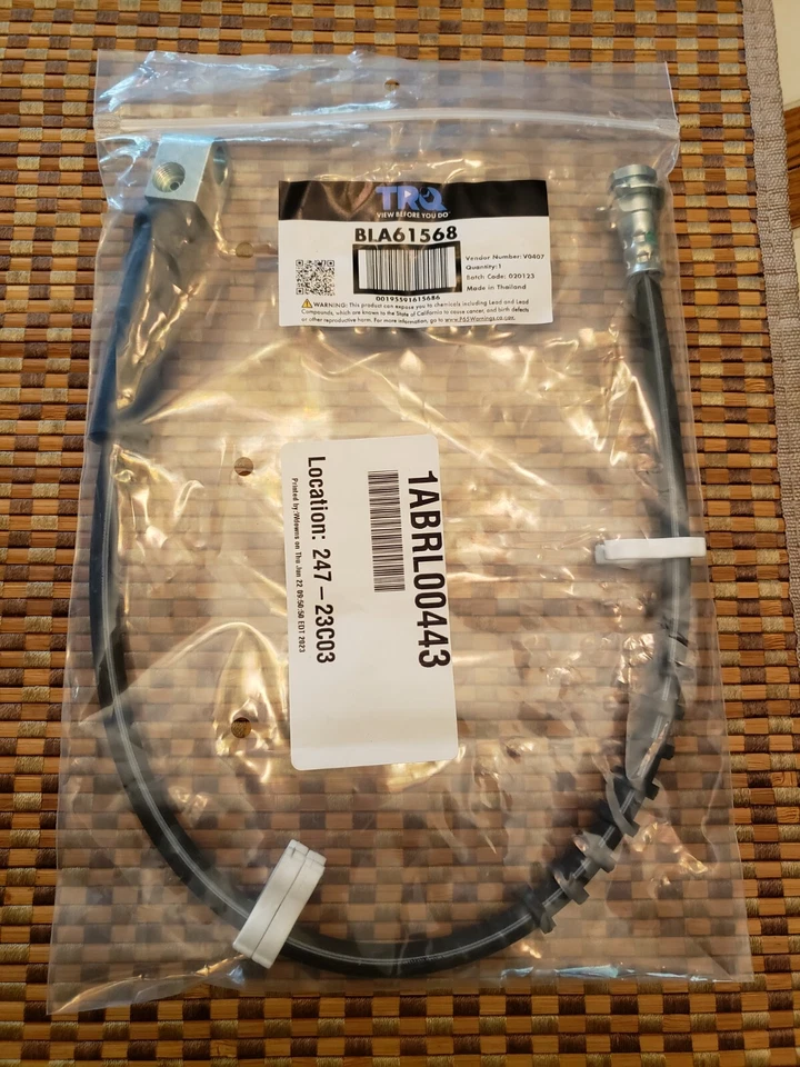 Ford F-150 2000 manguera de freno trasero marco a eje Foto 1 de 1