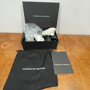 "Caja de regalo vacía Porsche Design con bolsa antipolvo e insertos 13,5"" x 9,5"" x 5""" - Imagen 1 de 6