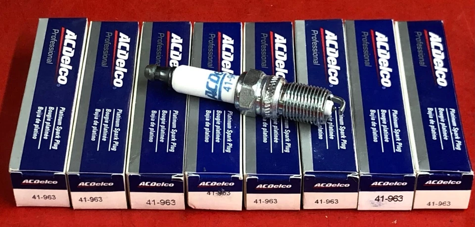 LOTE DE (8) BUJÍAS ACDELCO 41-963 PRO PLATINUM GM 19158040 Foto 1 de 4