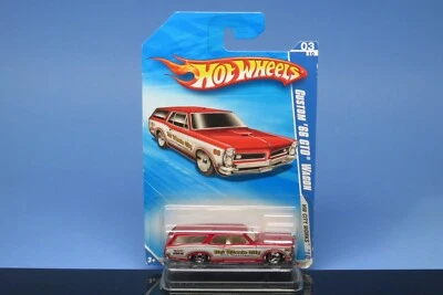 Custom '66 GTO Wagon 2010 Hot Wheels 111/240 - Image 1 of 4