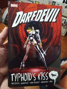Daredevil - TYPHOID'S KISS - Marvel - Graphic Novel TPB - Picture 1 of 2