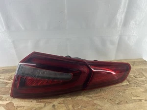 STOP FANALE FANALINO POSTERIORE DESTRO DX ALFA ROMEO STELVIO - Foto 1 di 7