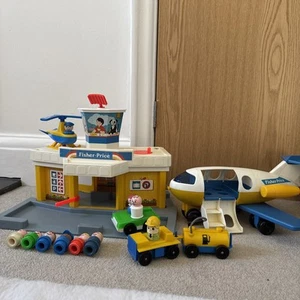 Vintage Fisher Price Little People Airport Playset With Figurines - Preowned - Picture 1 of 24